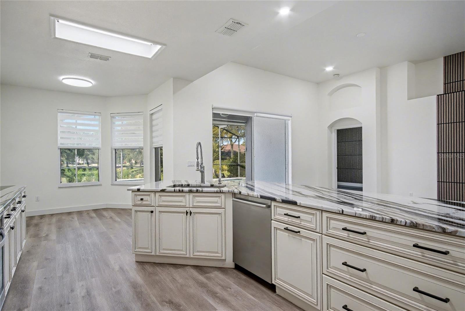 TIMACUAN UNIT 12 - Residential Lease