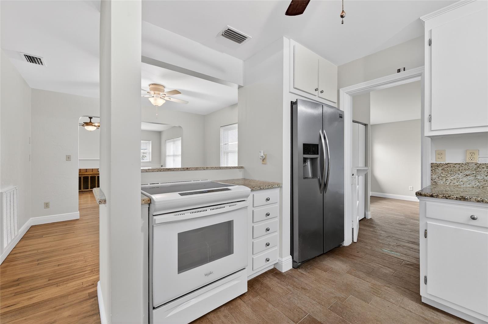 AREA BETWEEN FRAZAR AND ROBBEN - Residential