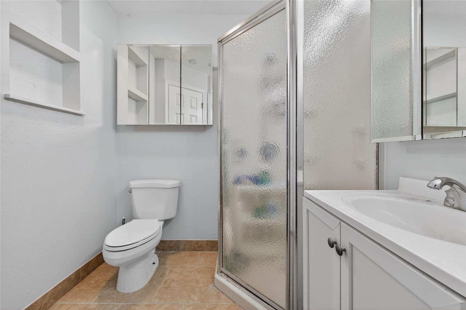 AREA BETWEEN FRAZAR AND ROBBEN - Residential