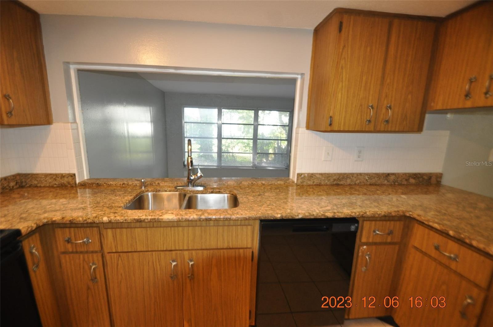 BEACON WOODS VILLAGE 07 - Residential Lease