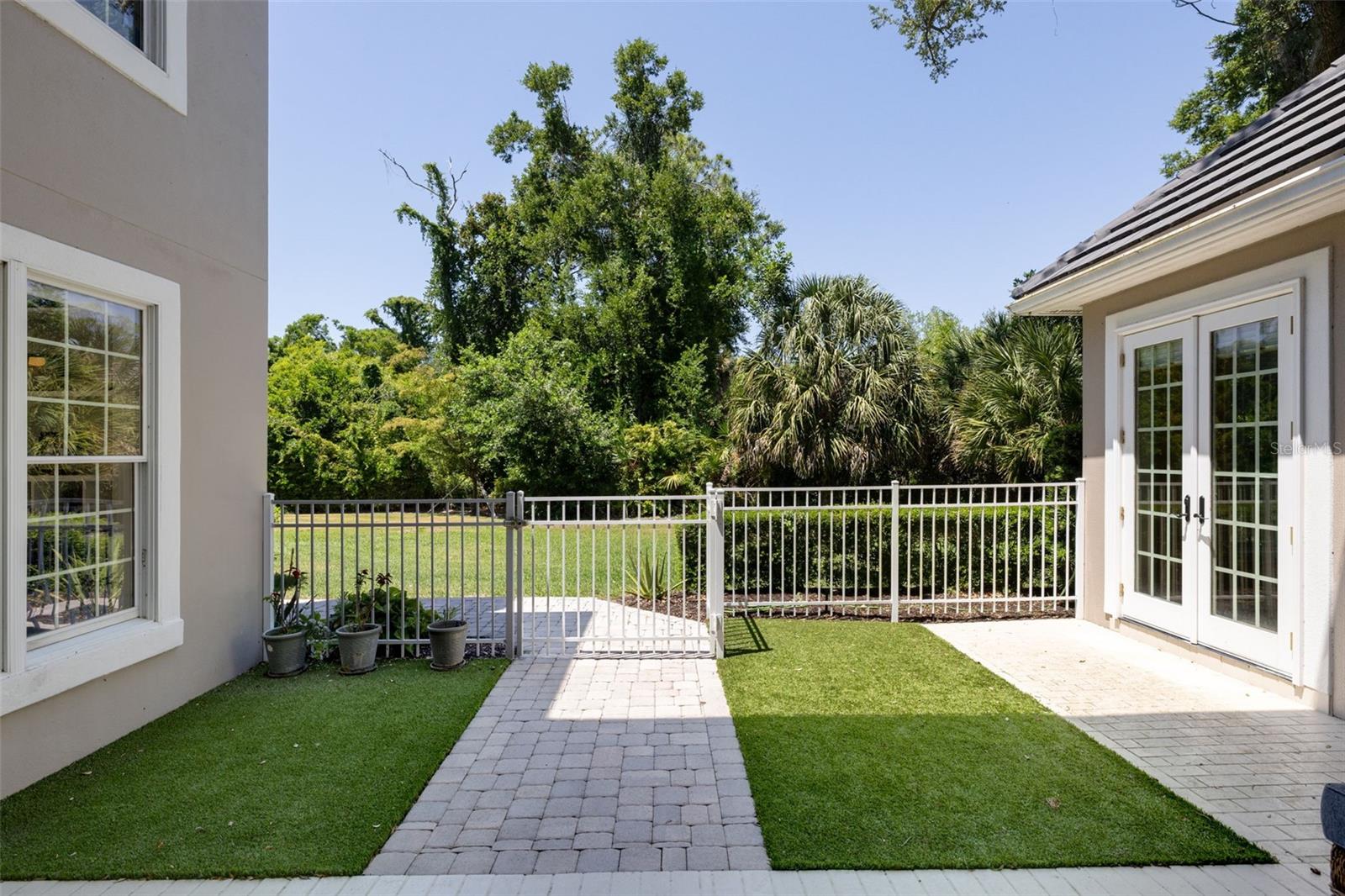 OAKS - Residential