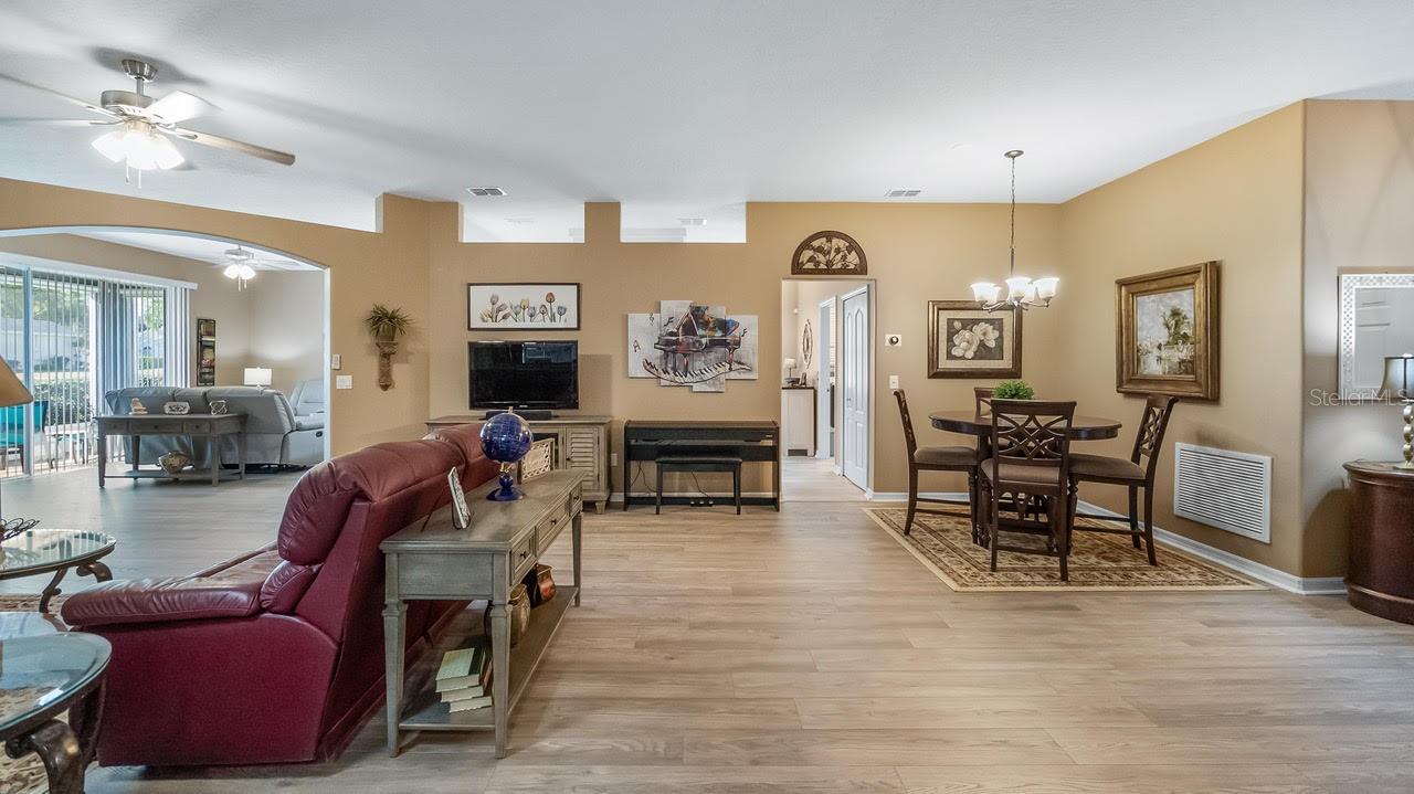 CAMBRIDGE AT KINGS RIDGE - Residential