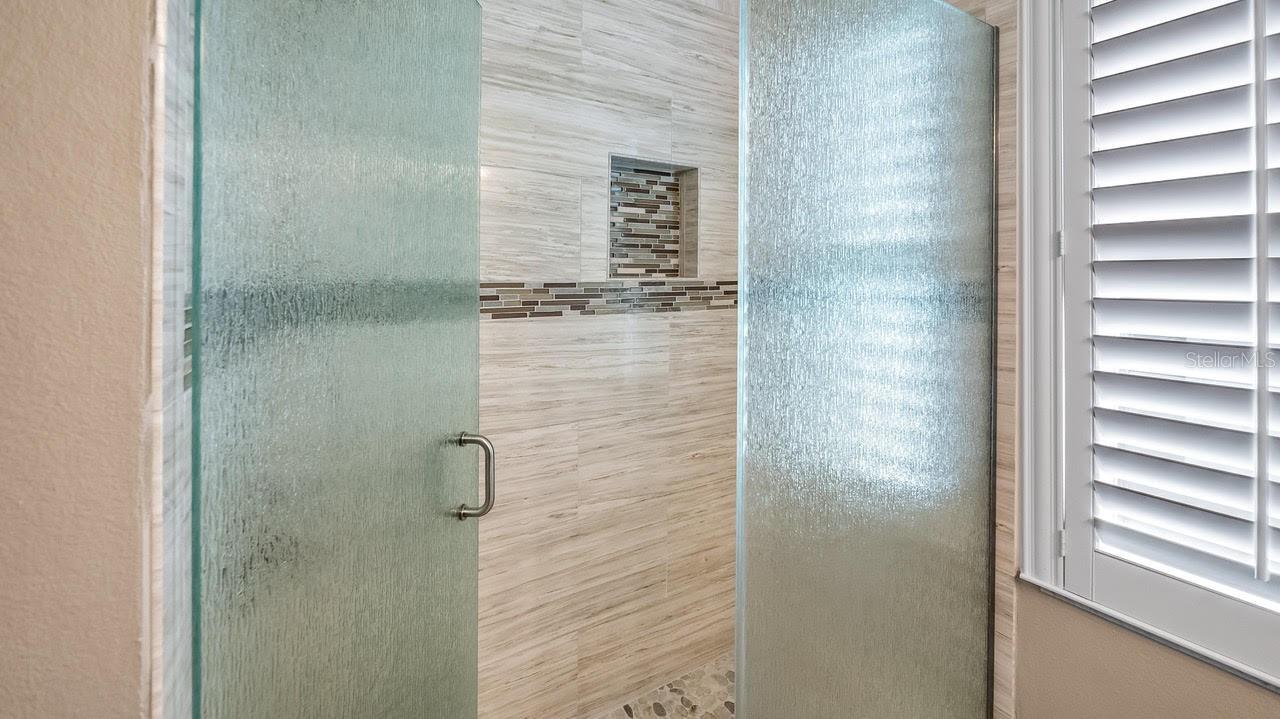 CAMBRIDGE AT KINGS RIDGE - Residential