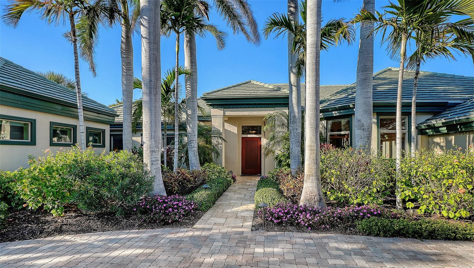 316 W ROYAL FLAMINGO DRIVE