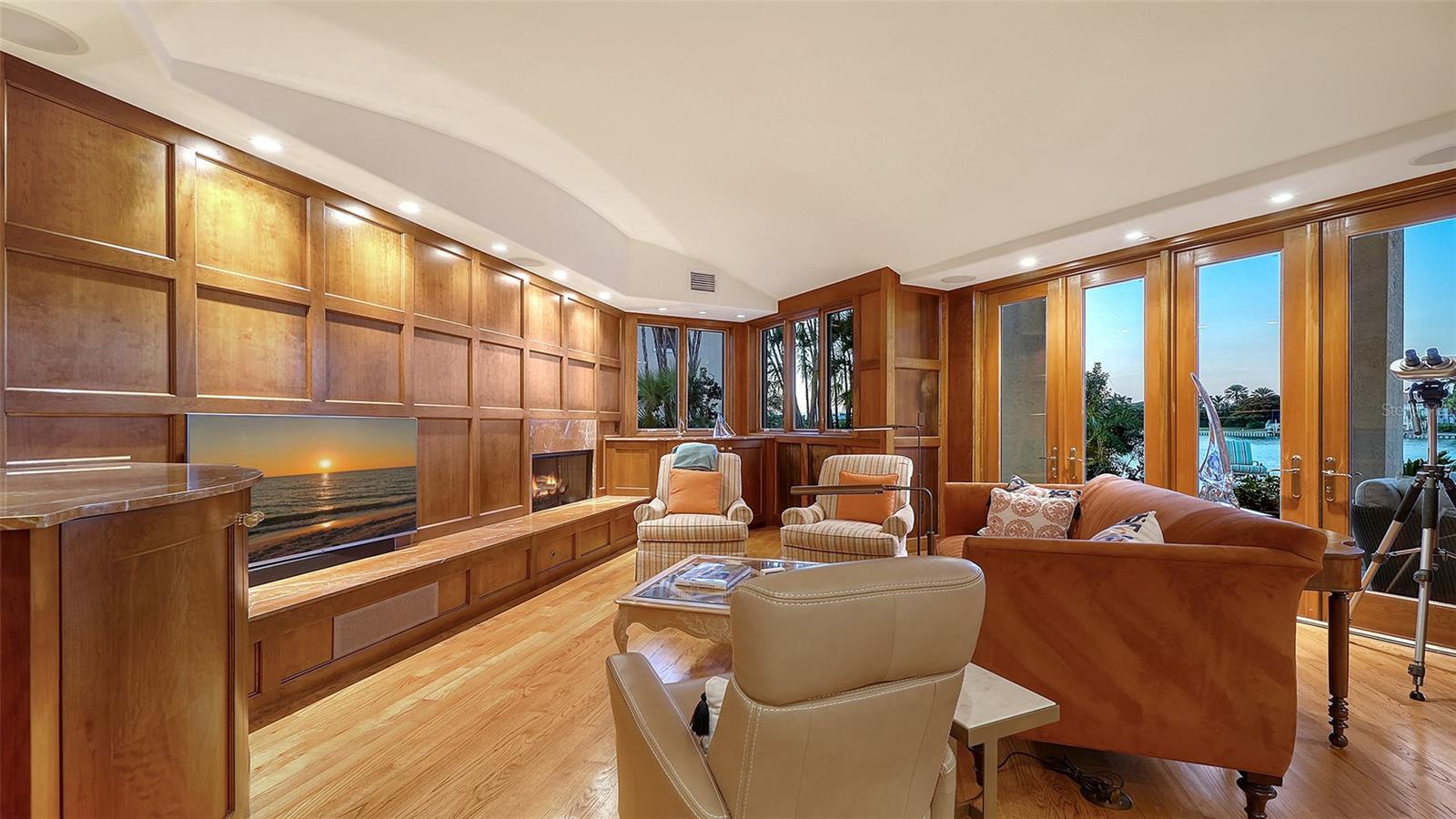 BIRD KEY - Residential