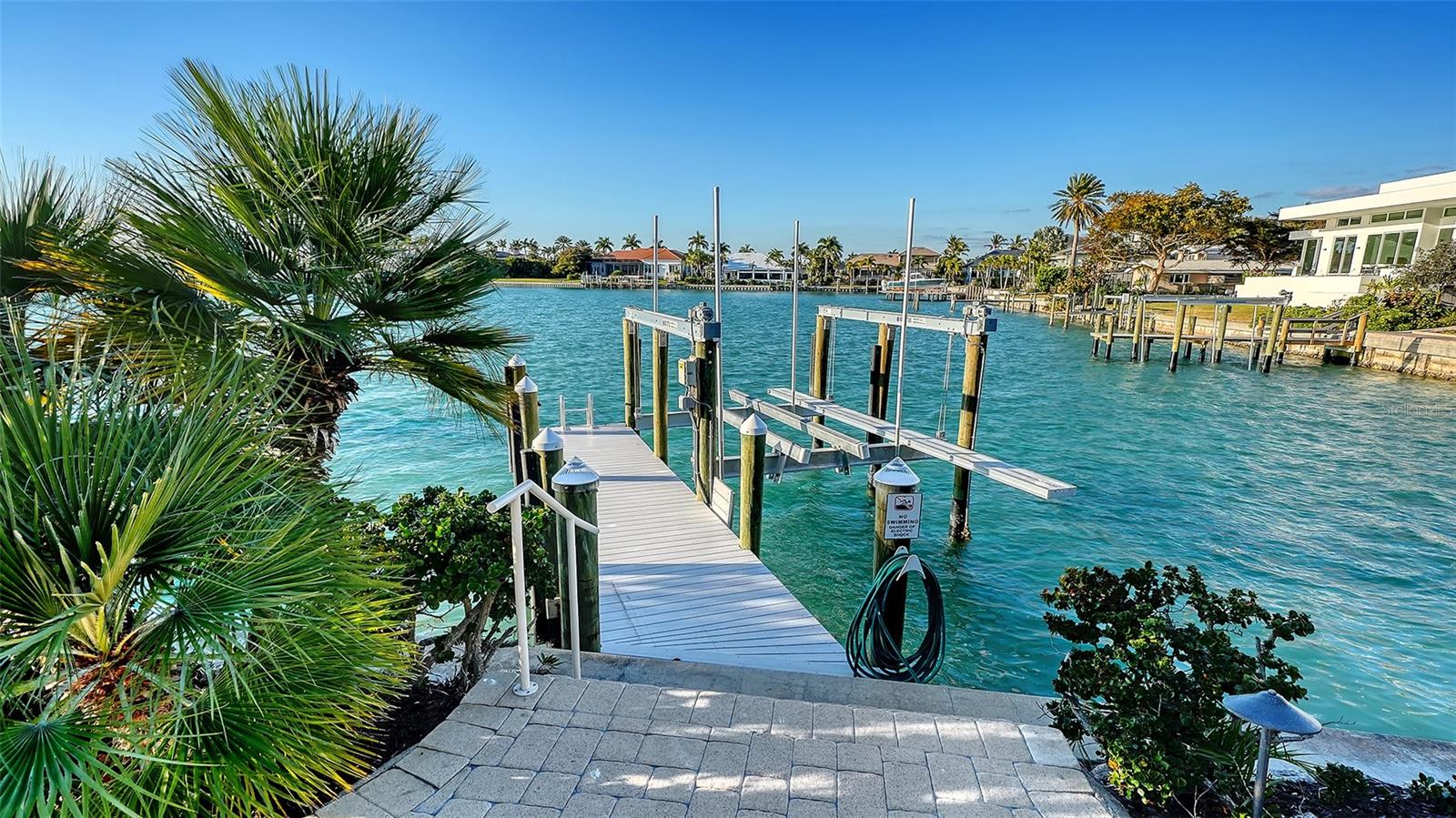 BIRD KEY - Residential