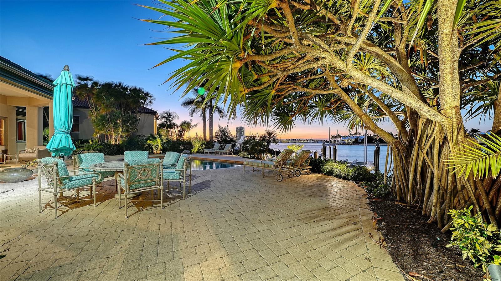 BIRD KEY - Residential