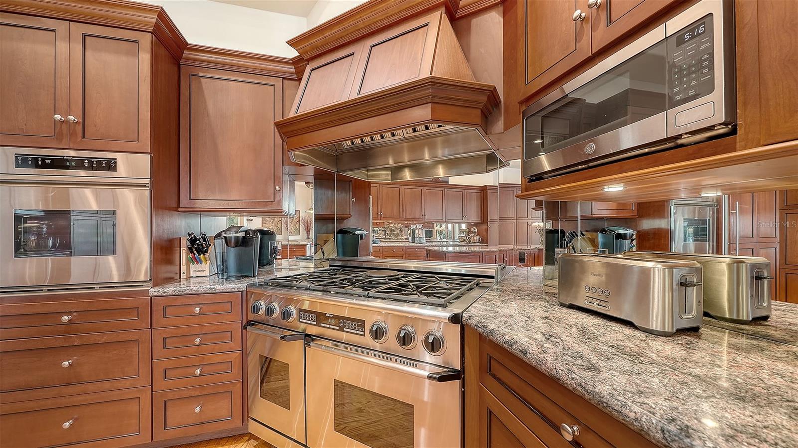 BIRD KEY - Residential