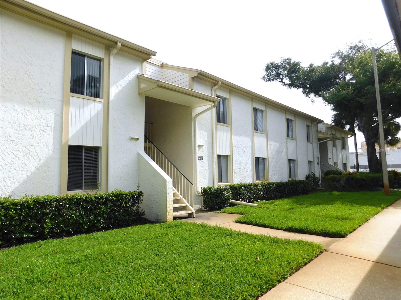 105 PALMETTO COURT