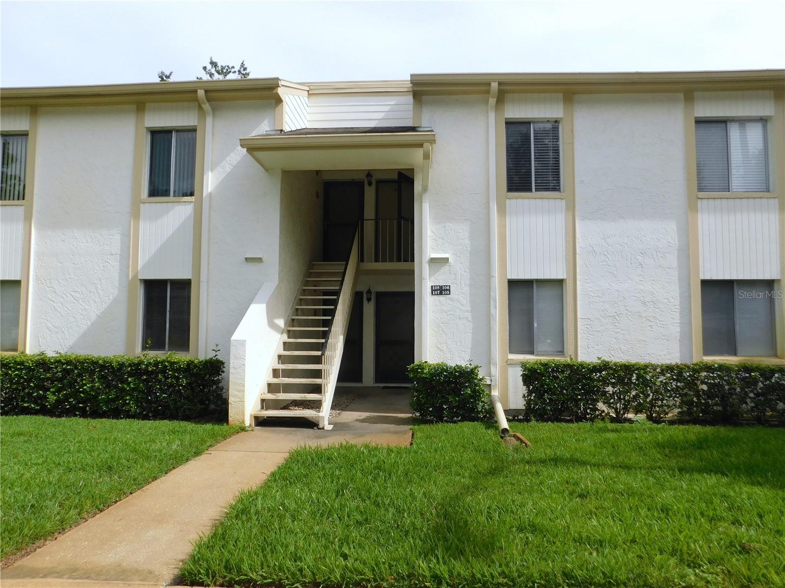 105 PALMETTO COURT