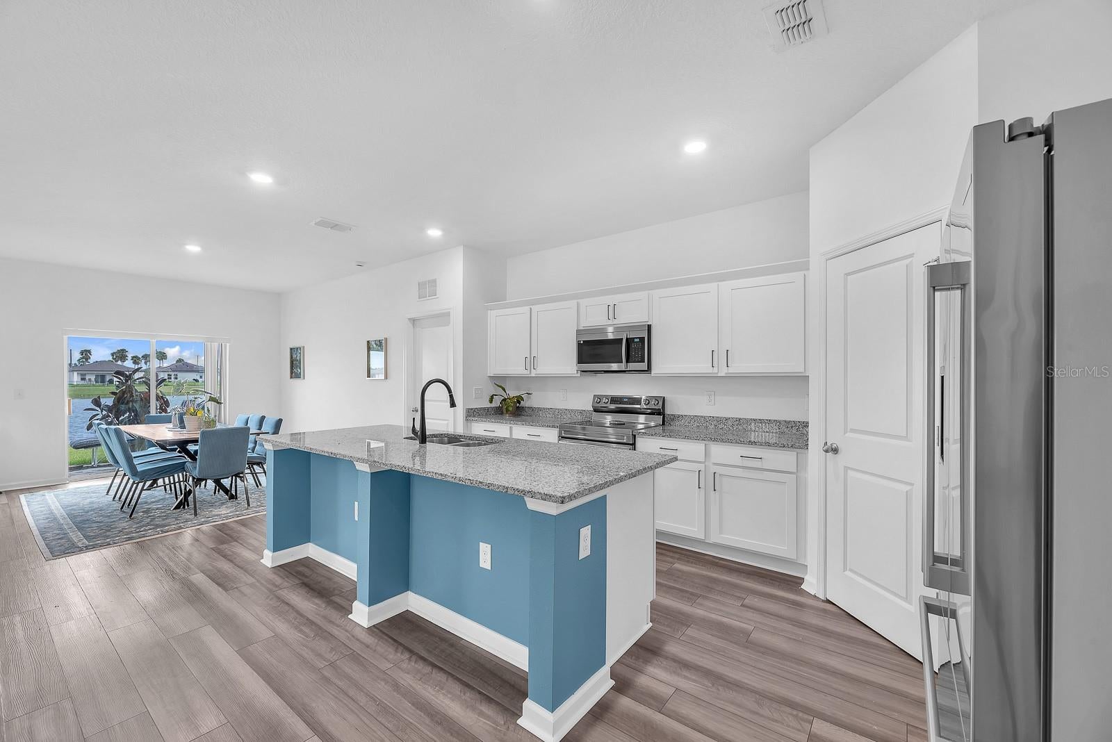 2280 HARRIS HAWK AVENUE, RUSKIN, FL, 33570 4 2280 HARRIS HAWK AVENUE