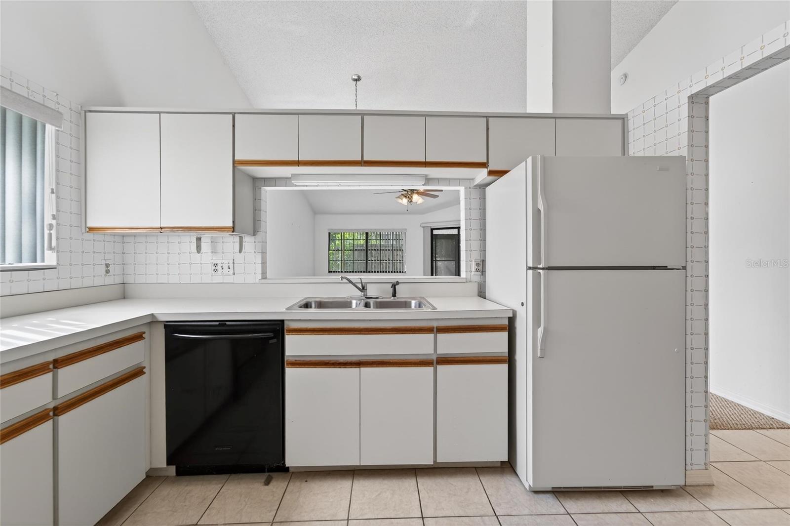 VILLAS OF FOREST PARK CONDO - Residential