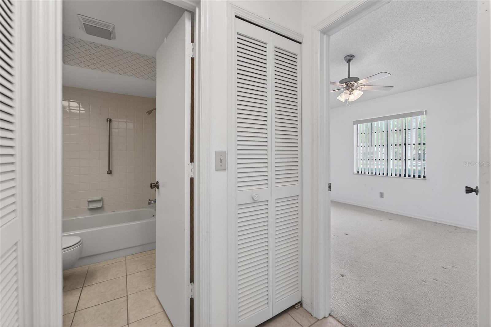 VILLAS OF FOREST PARK CONDO - Residential