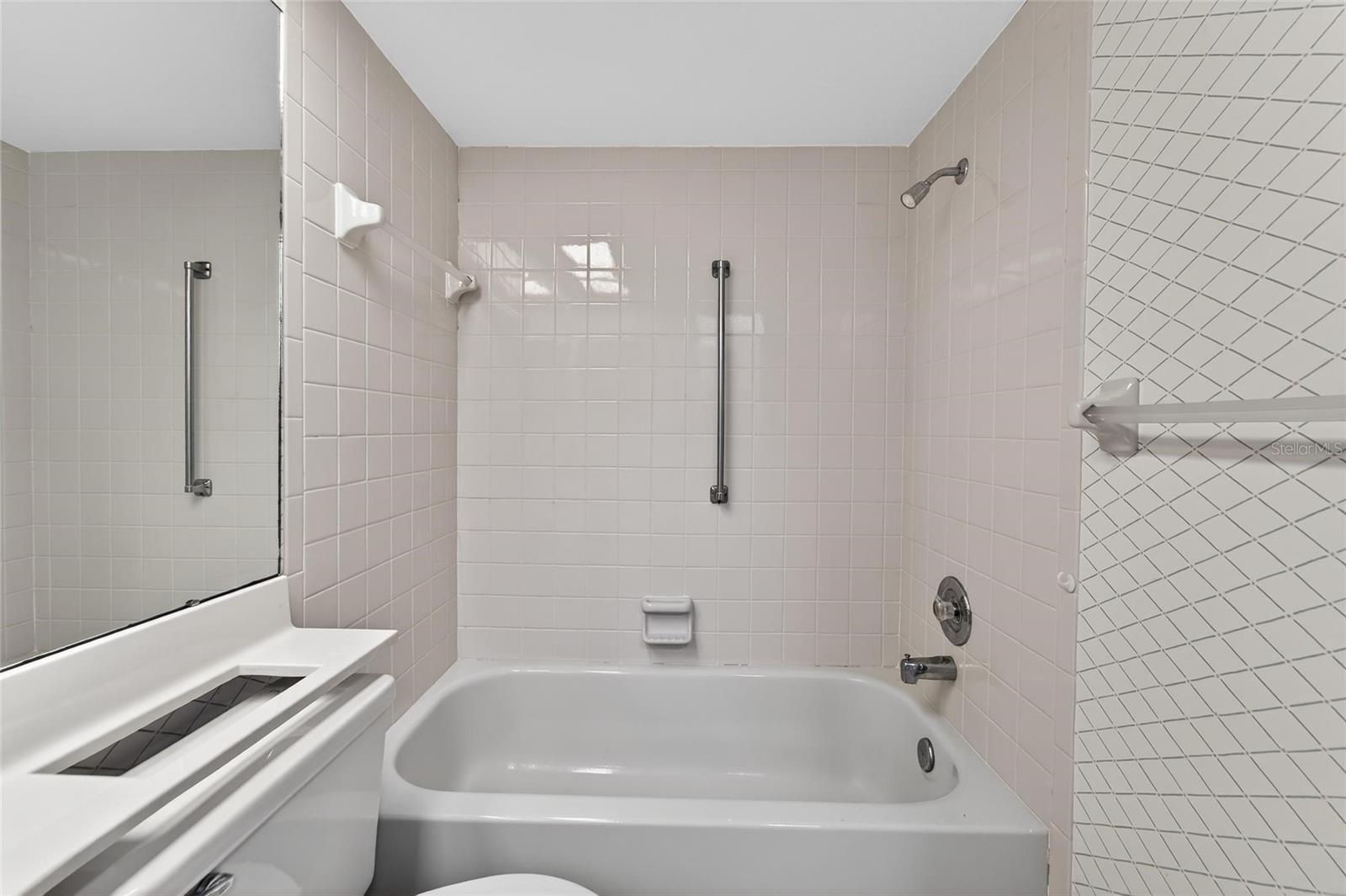 VILLAS OF FOREST PARK CONDO - Residential