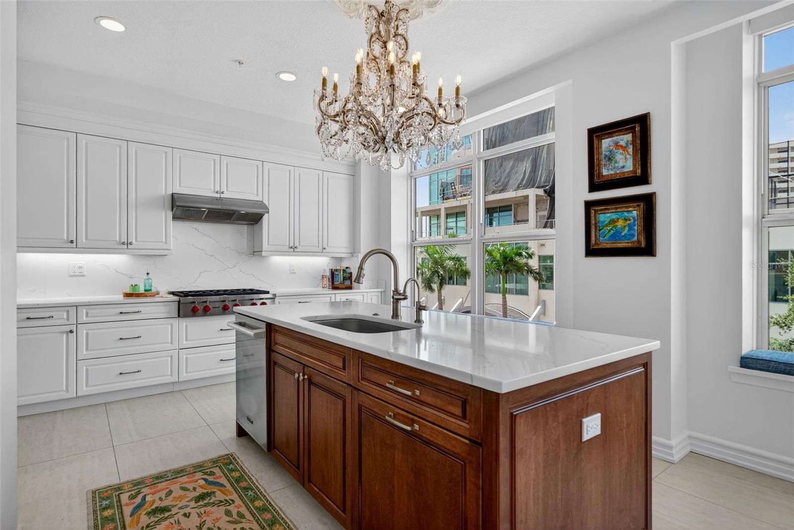 ORANGE BLOSSOM TOWER - Residential