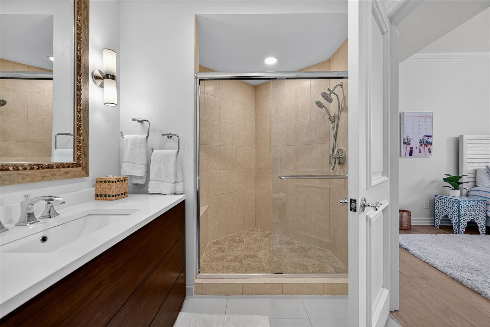 ORANGE BLOSSOM TOWER - Residential