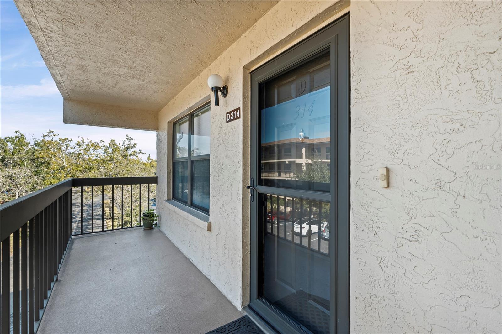 435 30TH AVENUE W D314