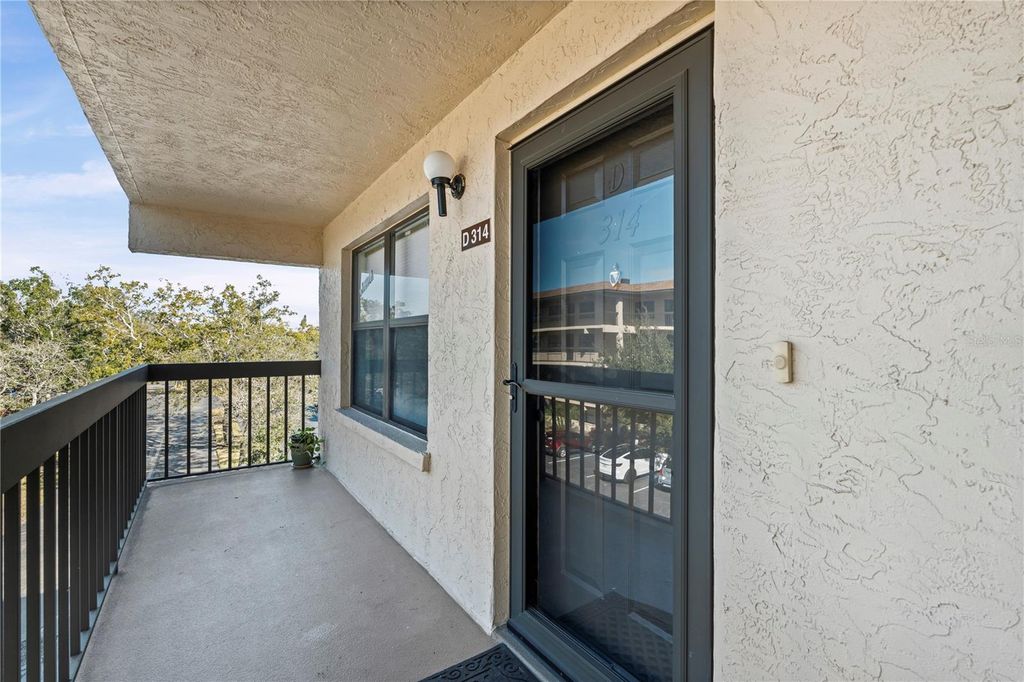 Photo of 435 30th Avenue W #D314, Bradenton, FL 34205 (MLS # A4680774)