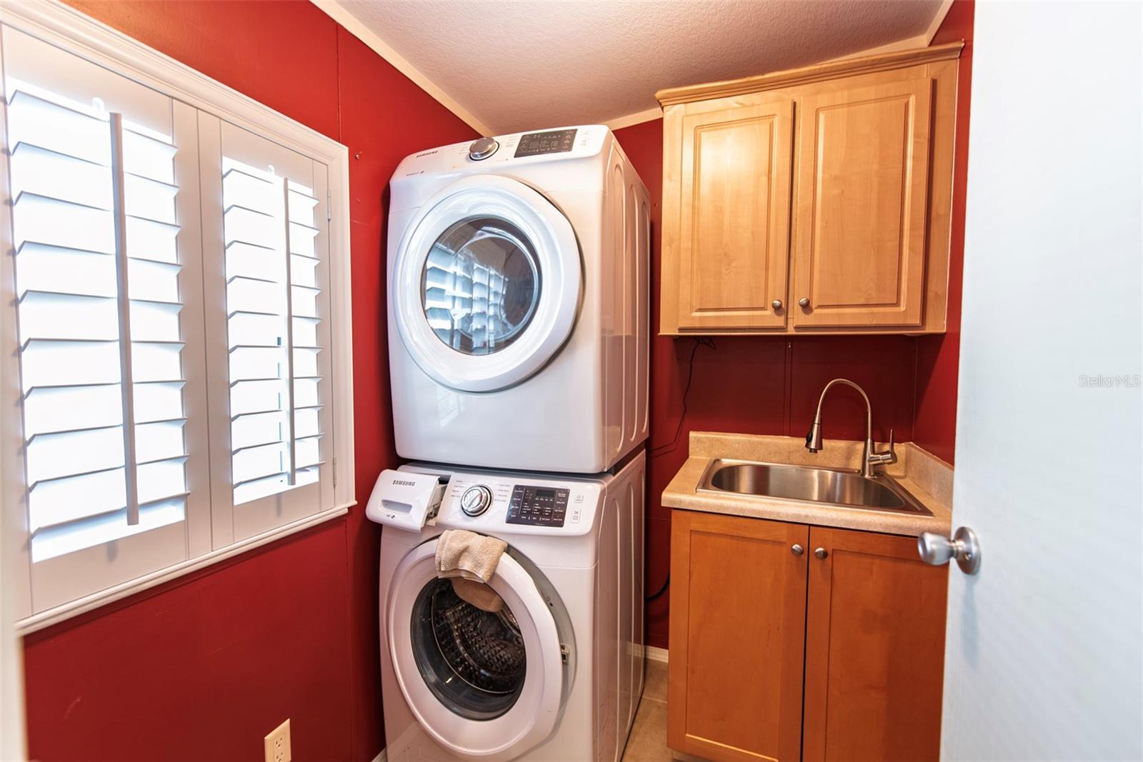 WINDMILL VILLAGE - Residential