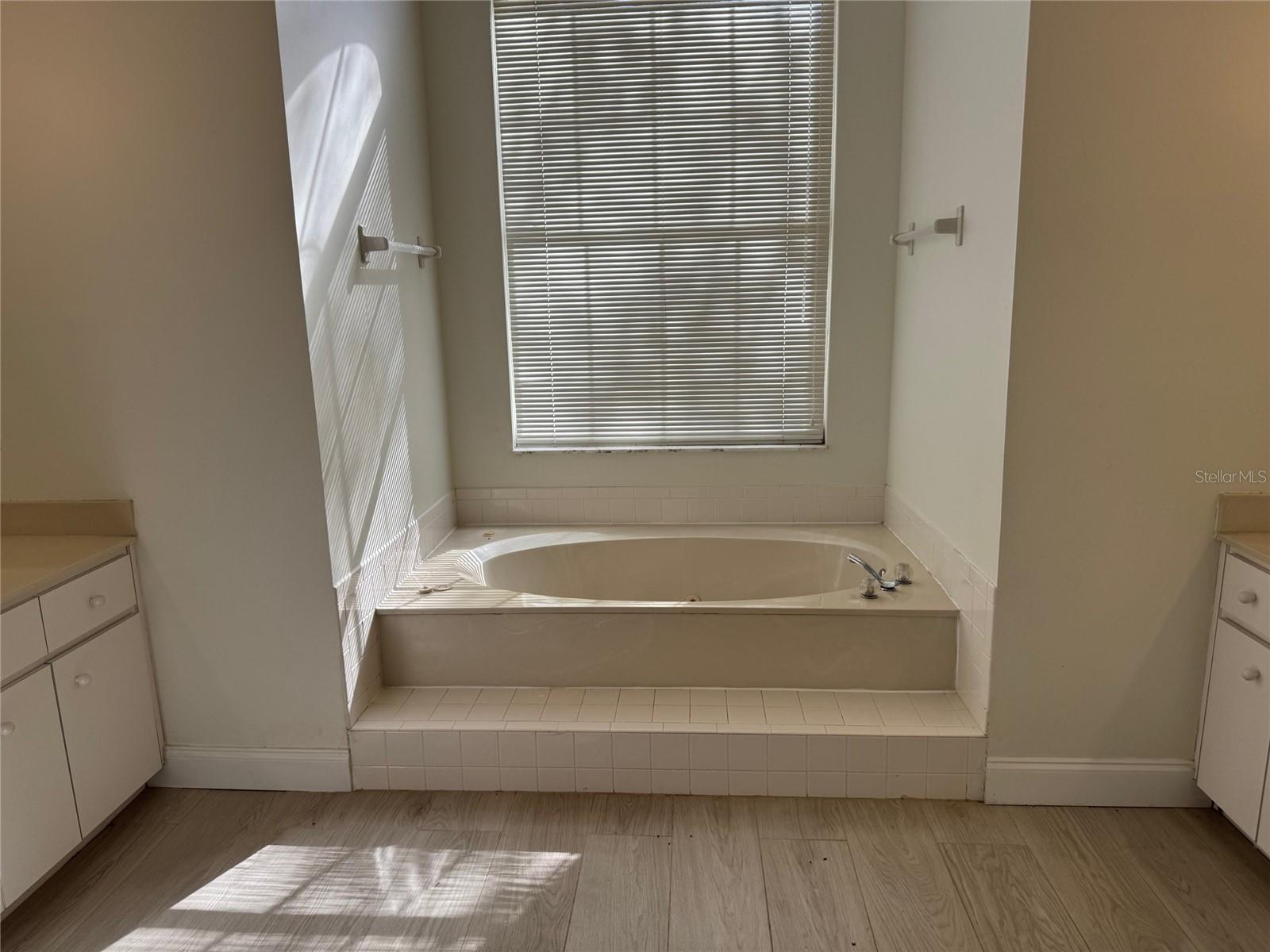 RAINBOW SPRINGS COUNTRY CLUB - Residential