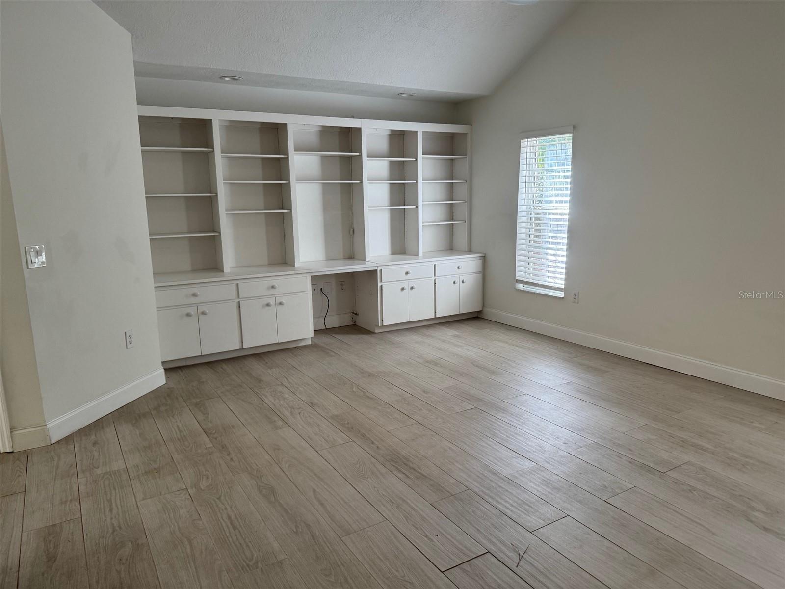 RAINBOW SPRINGS COUNTRY CLUB - Residential