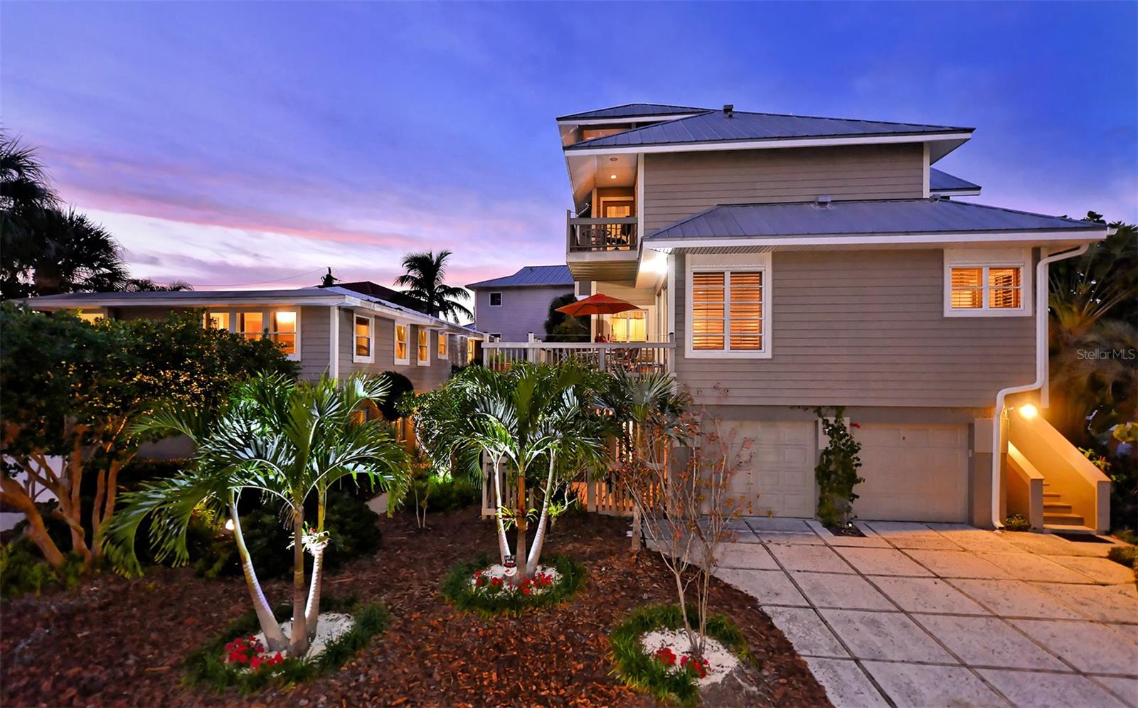 SARASOTA BEACH - Residential Income