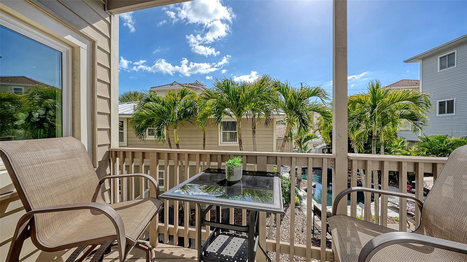 SARASOTA BEACH - Residential Income