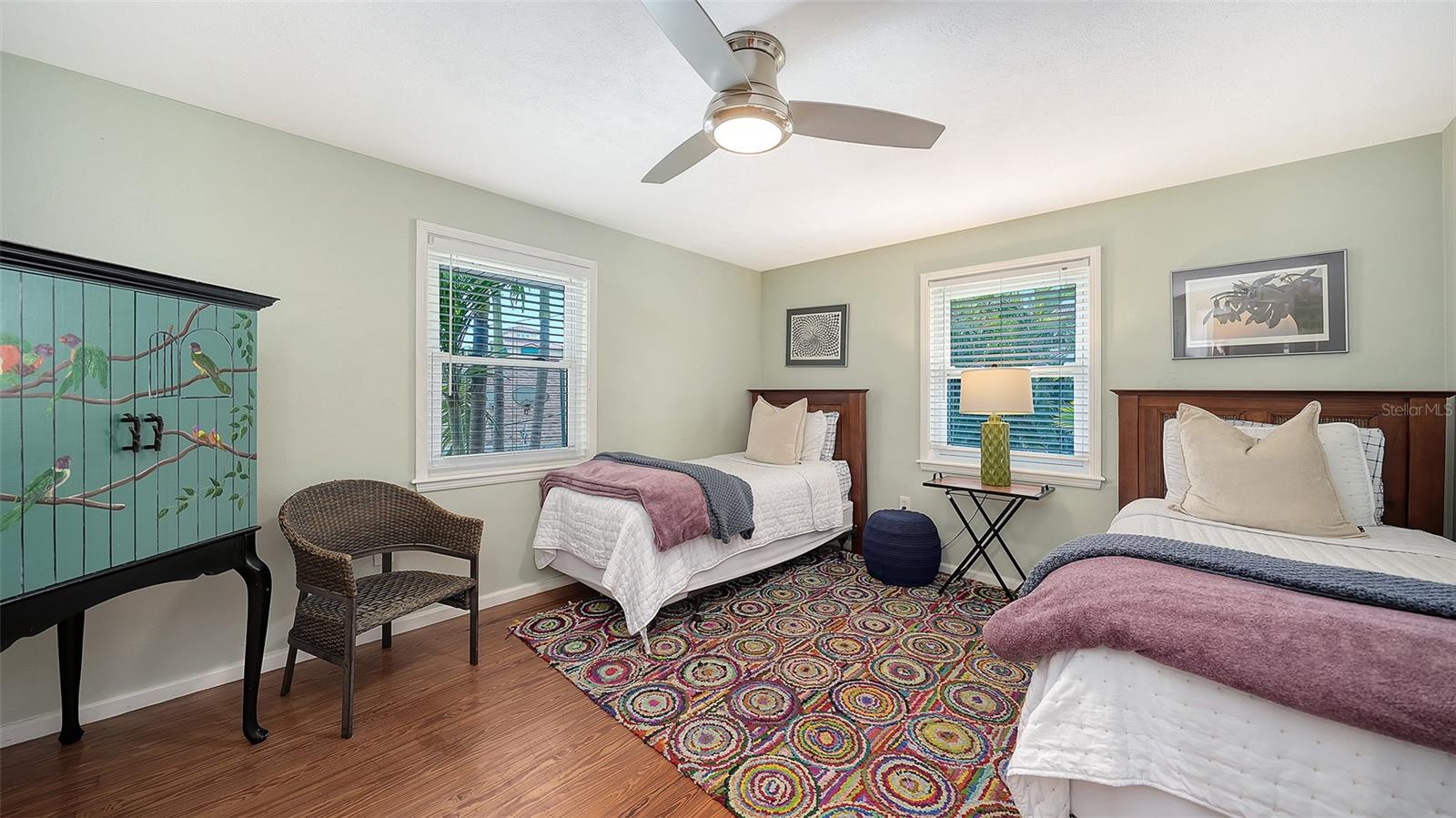 SARASOTA BEACH - Residential Income