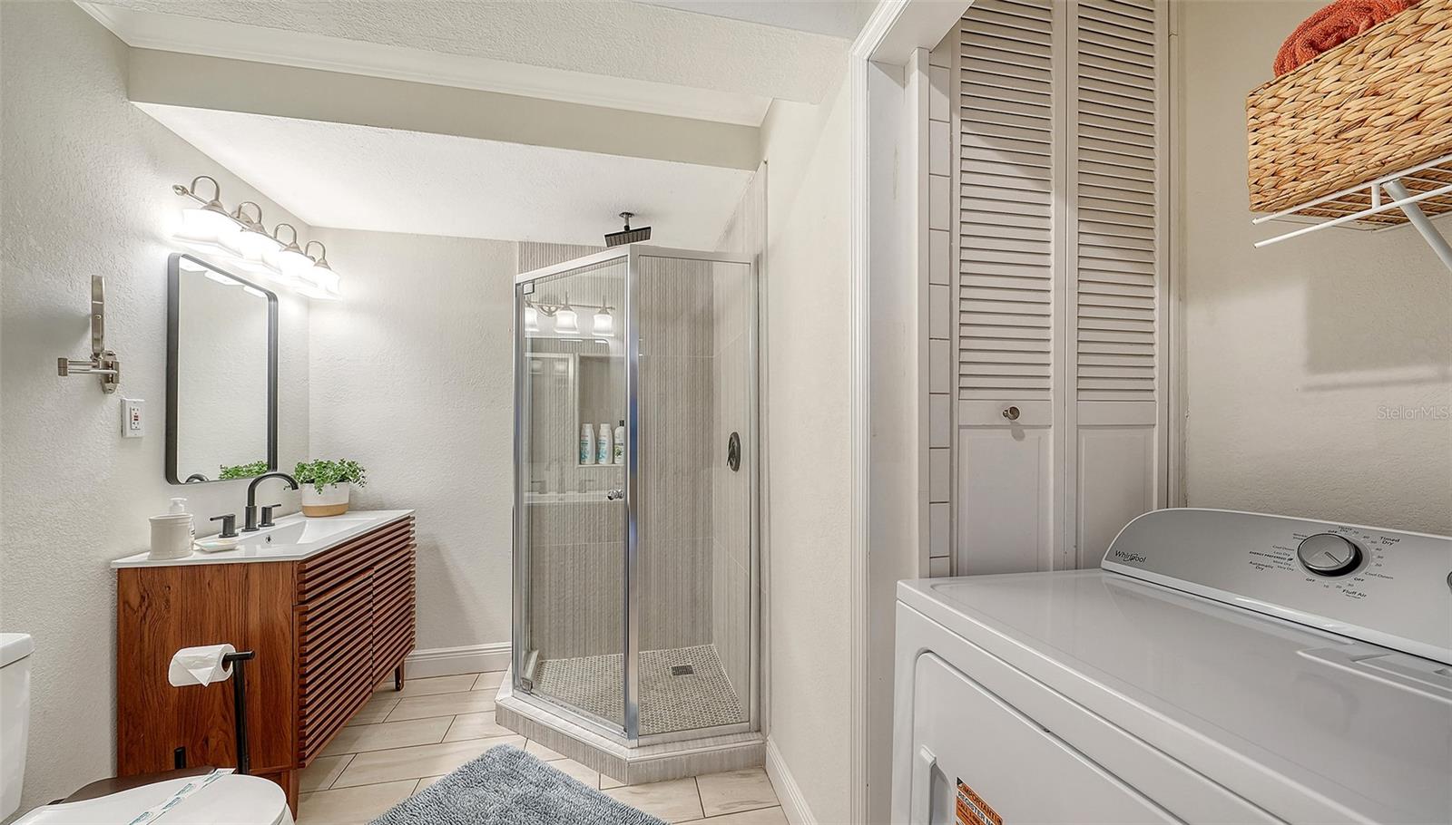 SARASOTA BEACH - Residential Income