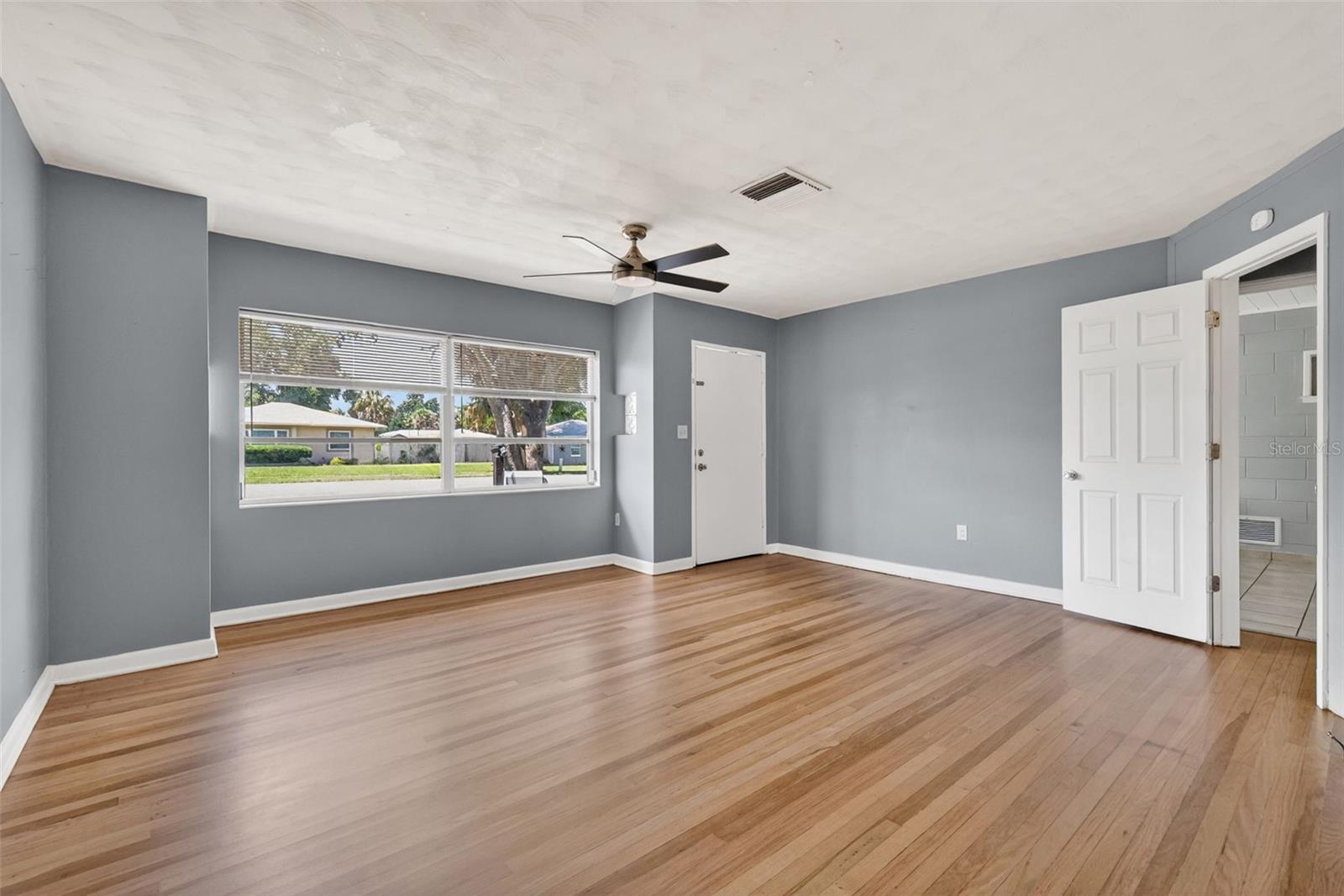 SYLVAN SHORES - Residential