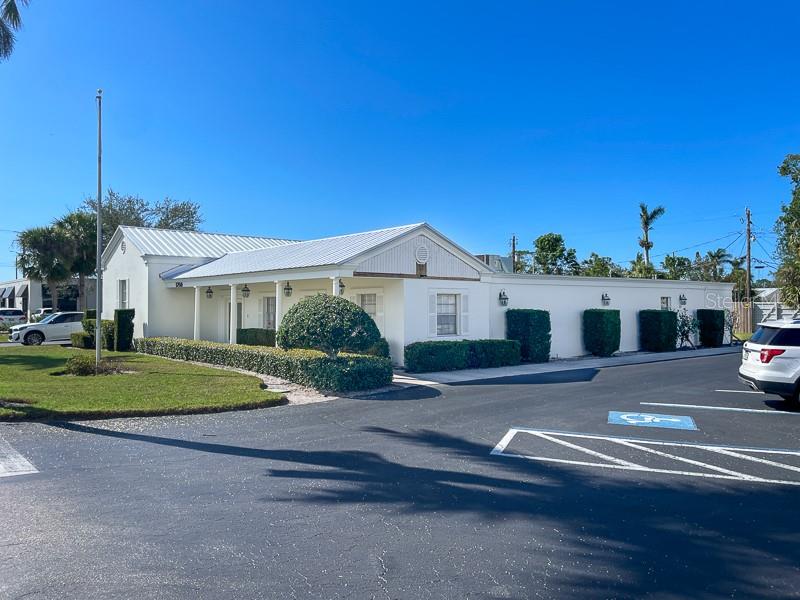 This free-standing building consists of 5,111 gross SF, on 0.80 acres. Large conference room, Offices, lobby and living quarters. This property offers 29 on-site parking spaces, along with a prominent pylon sign on High traffic street with over 200 ft of road frontage. A prime medical office, Retail,,, Move in ready