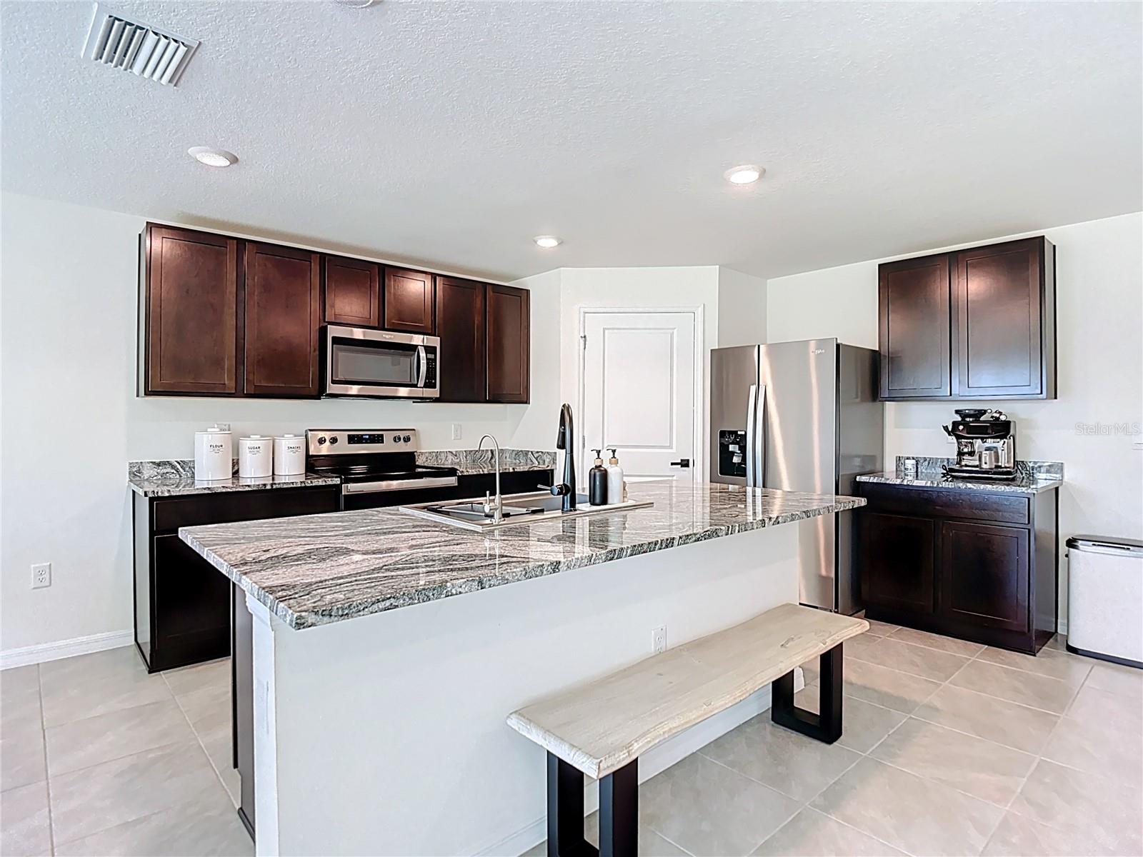 RIVER PARK - Residential