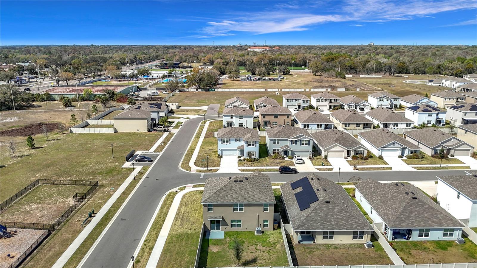 RIVER PARK - Residential