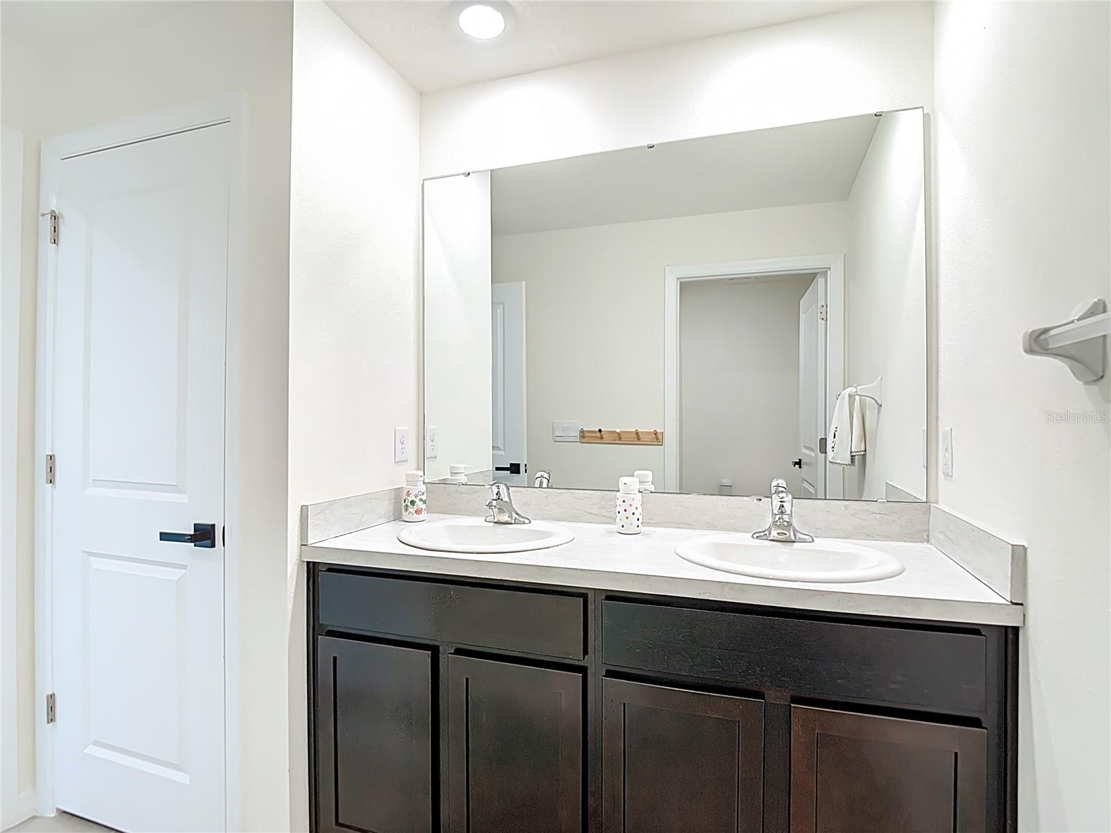 RIVER PARK - Residential