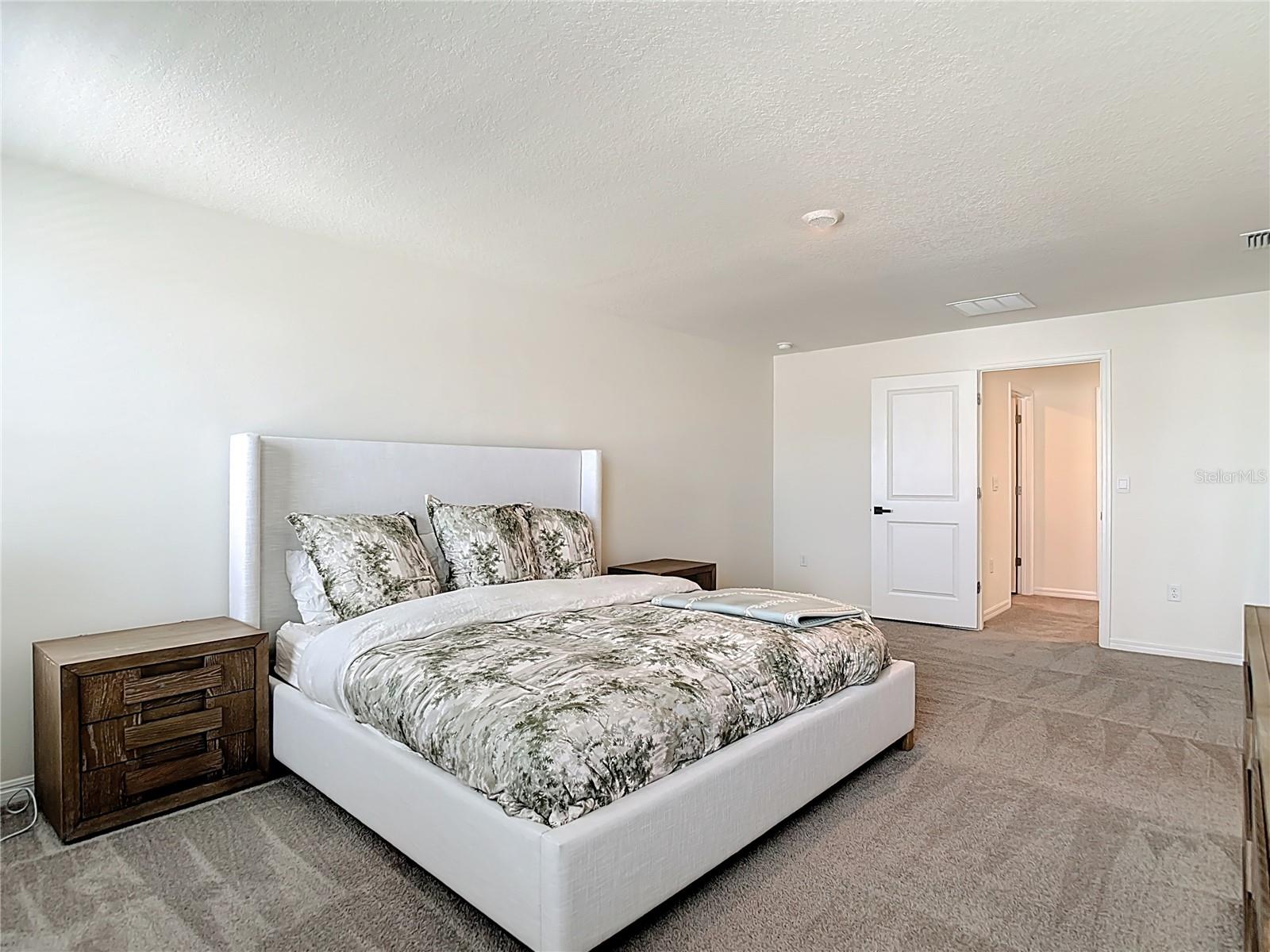 RIVER PARK - Residential