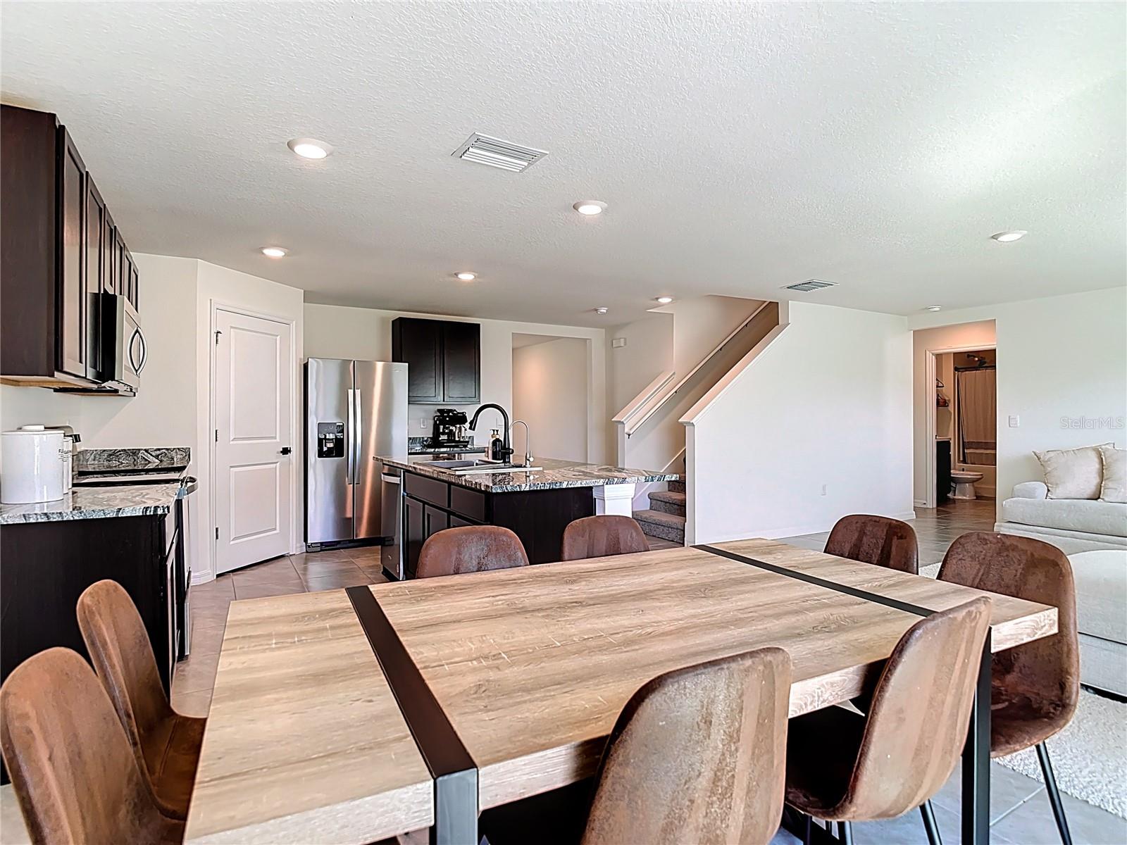 RIVER PARK - Residential