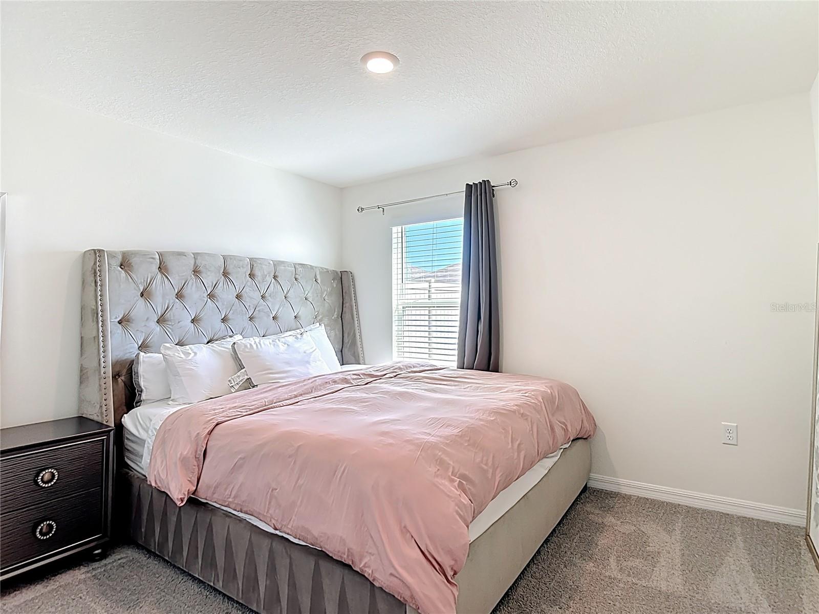 RIVER PARK - Residential