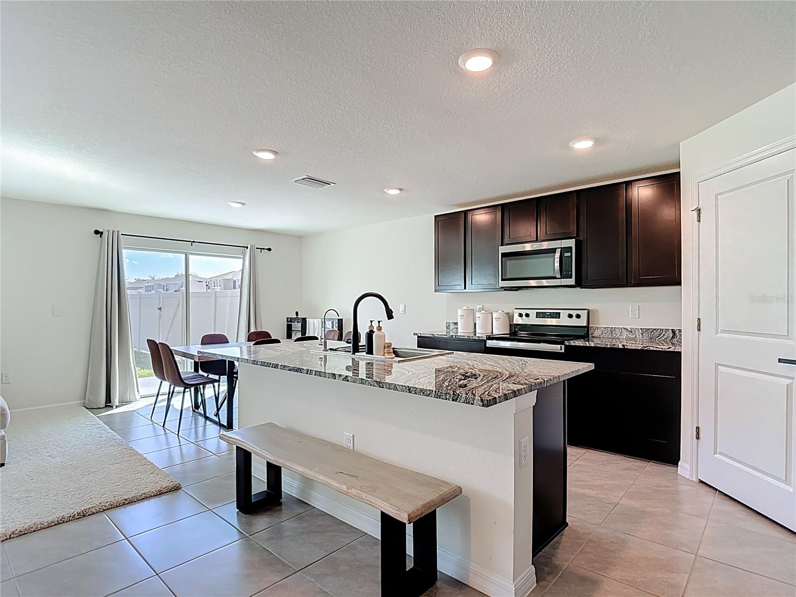 RIVER PARK - Residential