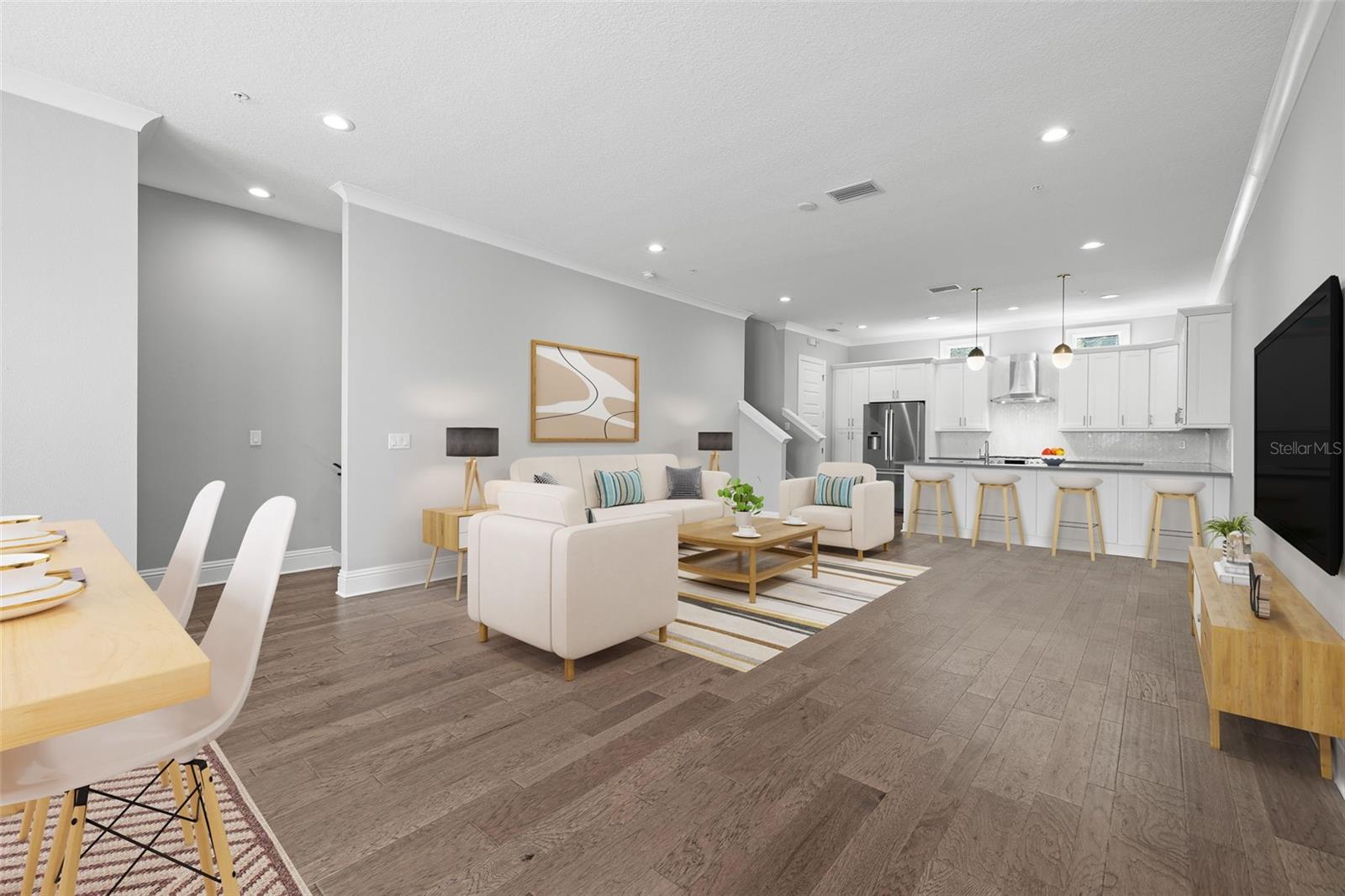 5TH AVE TWNHMS - Residential