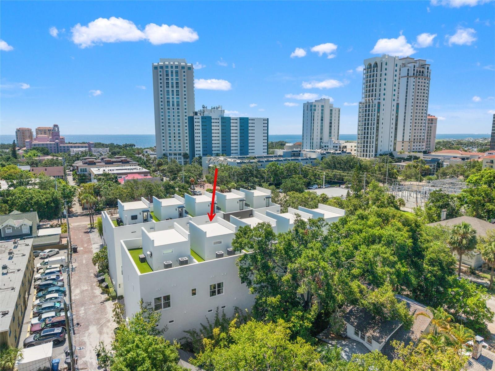 5TH AVE TWNHMS - Residential