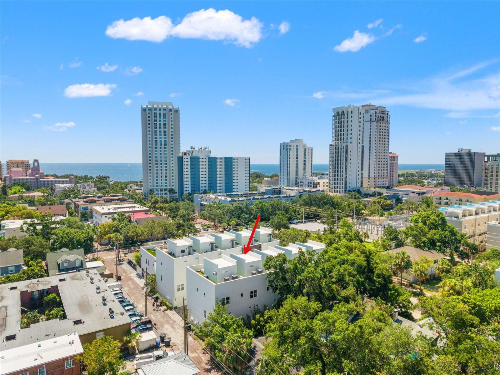 5TH AVE TWNHMS - Residential