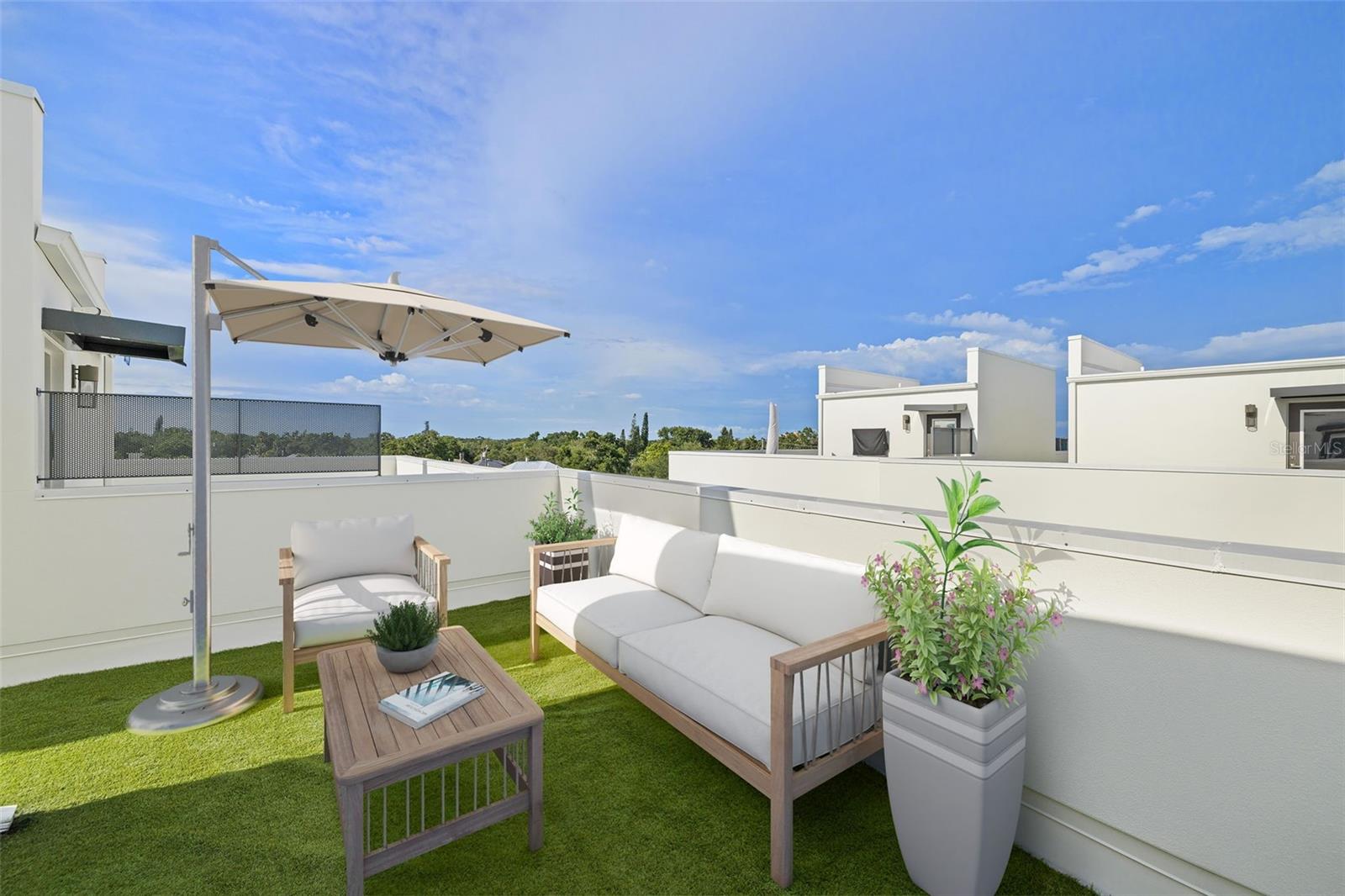 5TH AVE TWNHMS - Residential