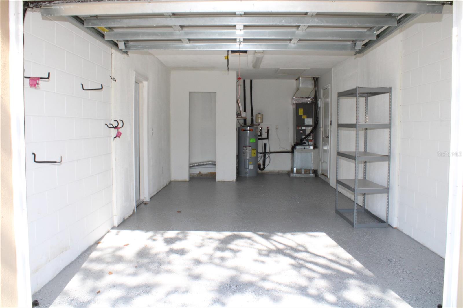 GOLFWOODS - Residential Lease