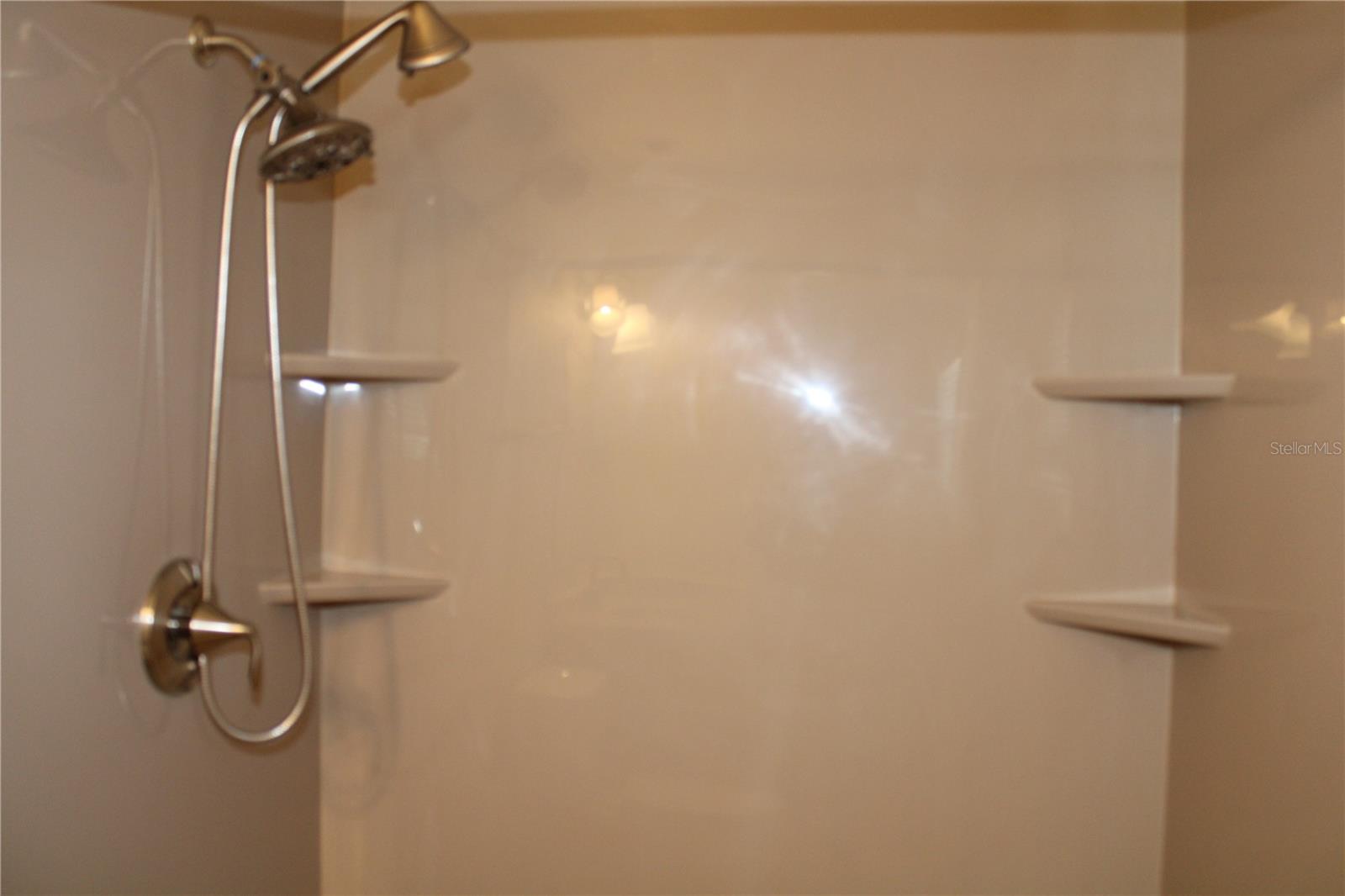 GOLFWOODS - Residential Lease