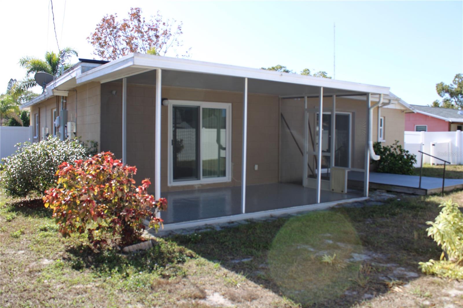 GOLFWOODS - Residential Lease