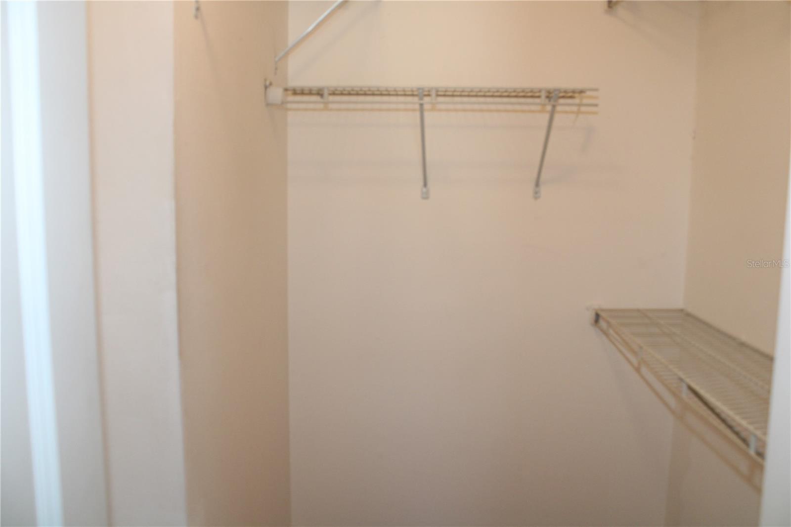 GOLFWOODS - Residential Lease