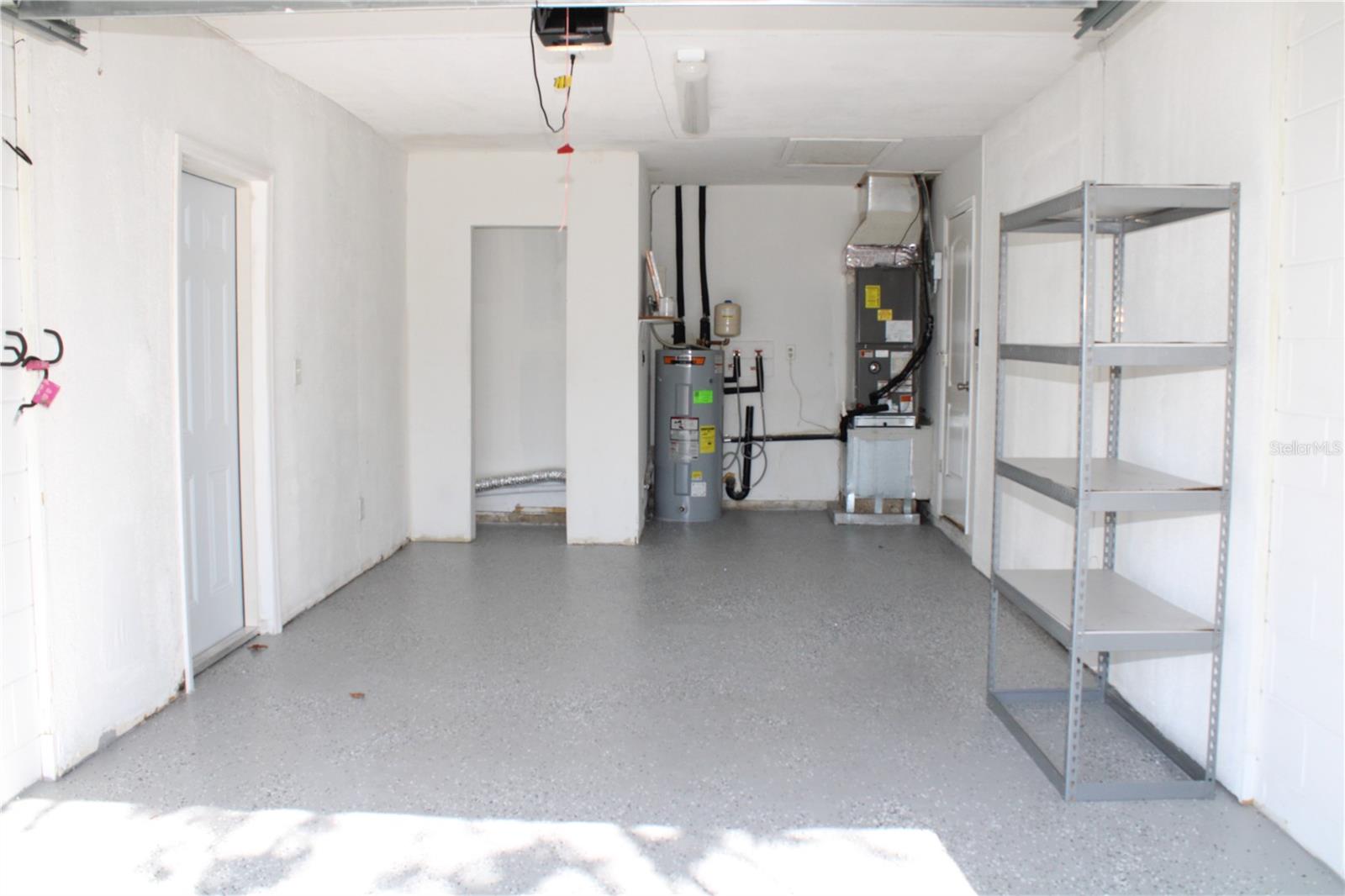 GOLFWOODS - Residential Lease