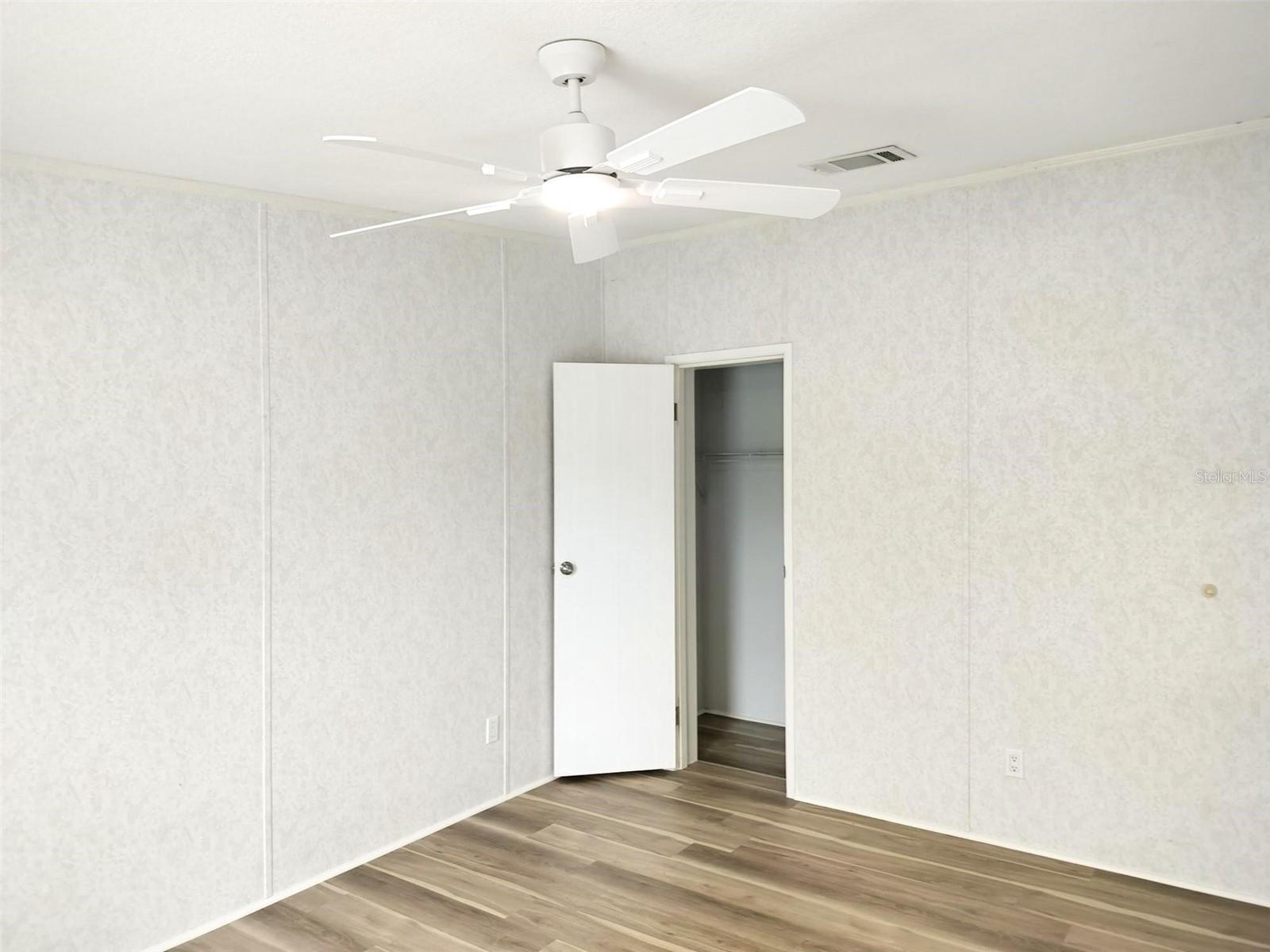 MEADOW VIEW OAKS - Residential