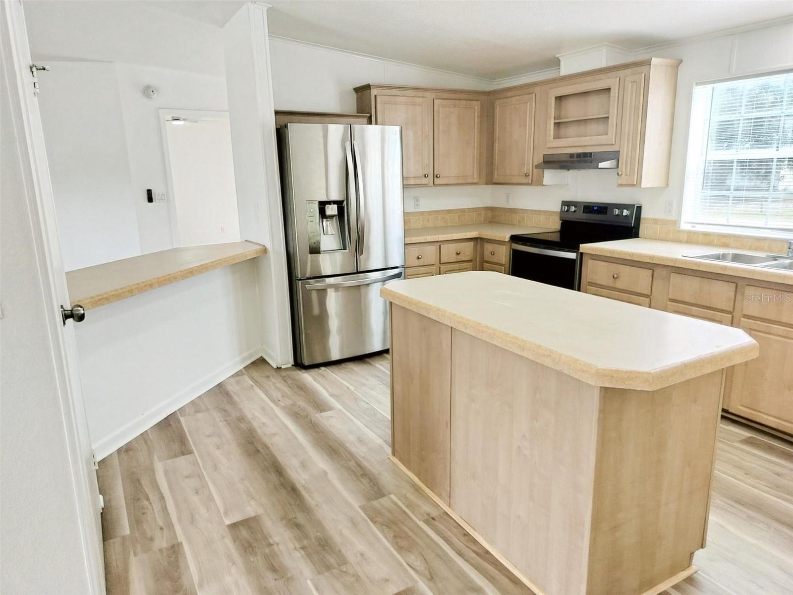 MEADOW VIEW OAKS - Residential