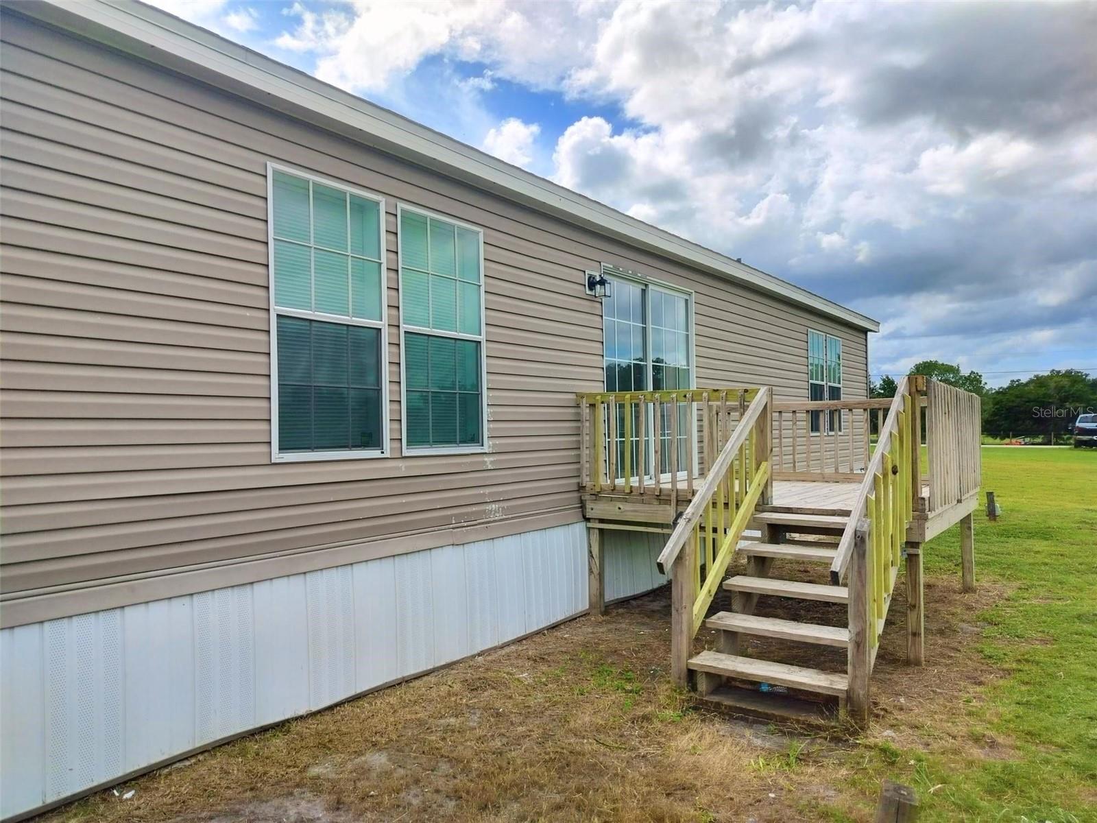 MEADOW VIEW OAKS - Residential